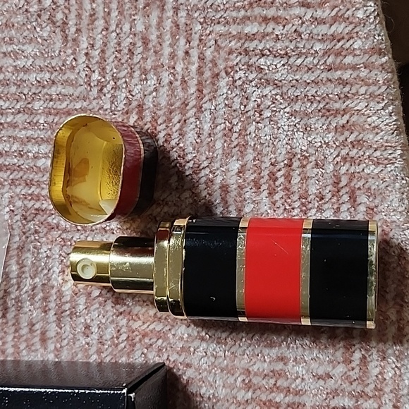 MIKIMOTO RED,BLACK &GOLD ATOMIZER PERFUME CASE & LIP BRUSH SET W/ A PEARL +BOX - Picture 5 of 5